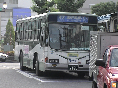 2004-05-30_bus10.JPG